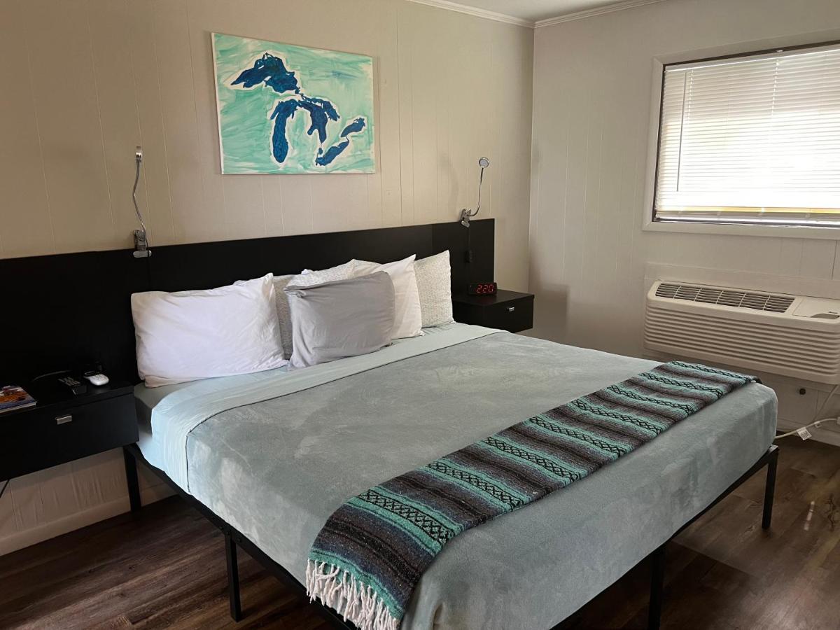 The Cedar 2* Sandusky